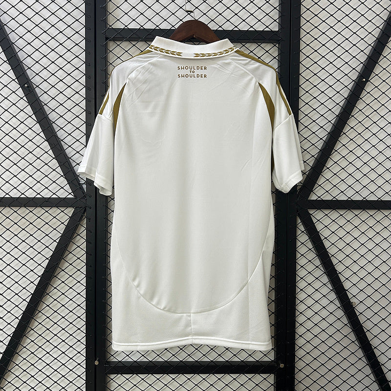 25∕26 Los Angeles away
