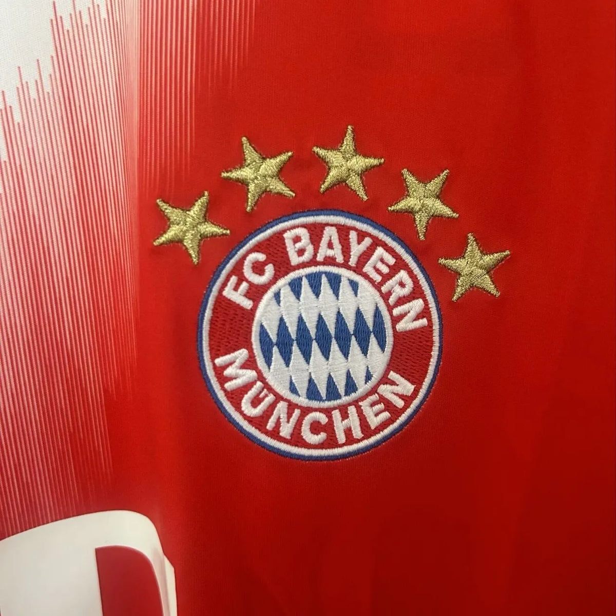 Bayern Munich 25/26 Jersey l - Version Player