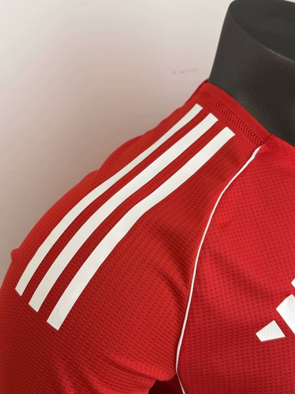 Bayern Munich Jugador Titular Camiseta 2025