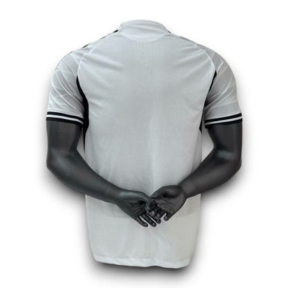 Bayern Munich Jugador Visitante Camiseta 2025