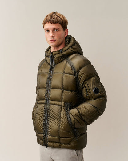 C.P. Company D.D. Shell Lens Puffer Jacket in Ivy Green