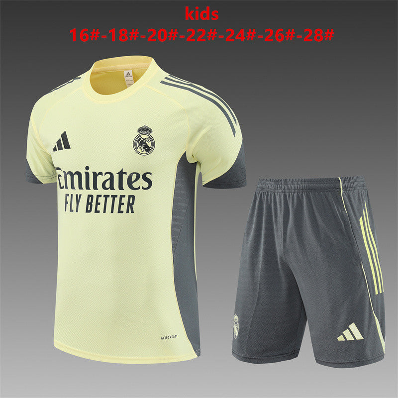 Kids Real Madrid Training Tracksuits 25/26 Football Kit Soccer Jersey
