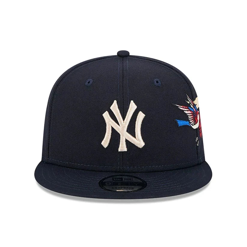 New Era New York Yankees City Art 9FIFTY Snapback Adjustable Hat