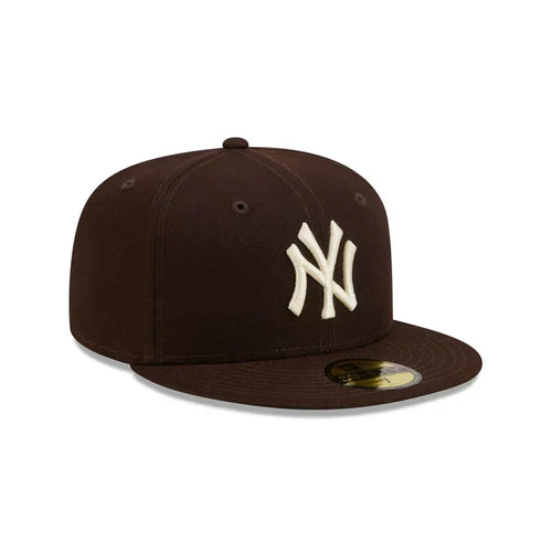 New Era New York Yankees Basic 59FIFTY Fitted Hat - Brown