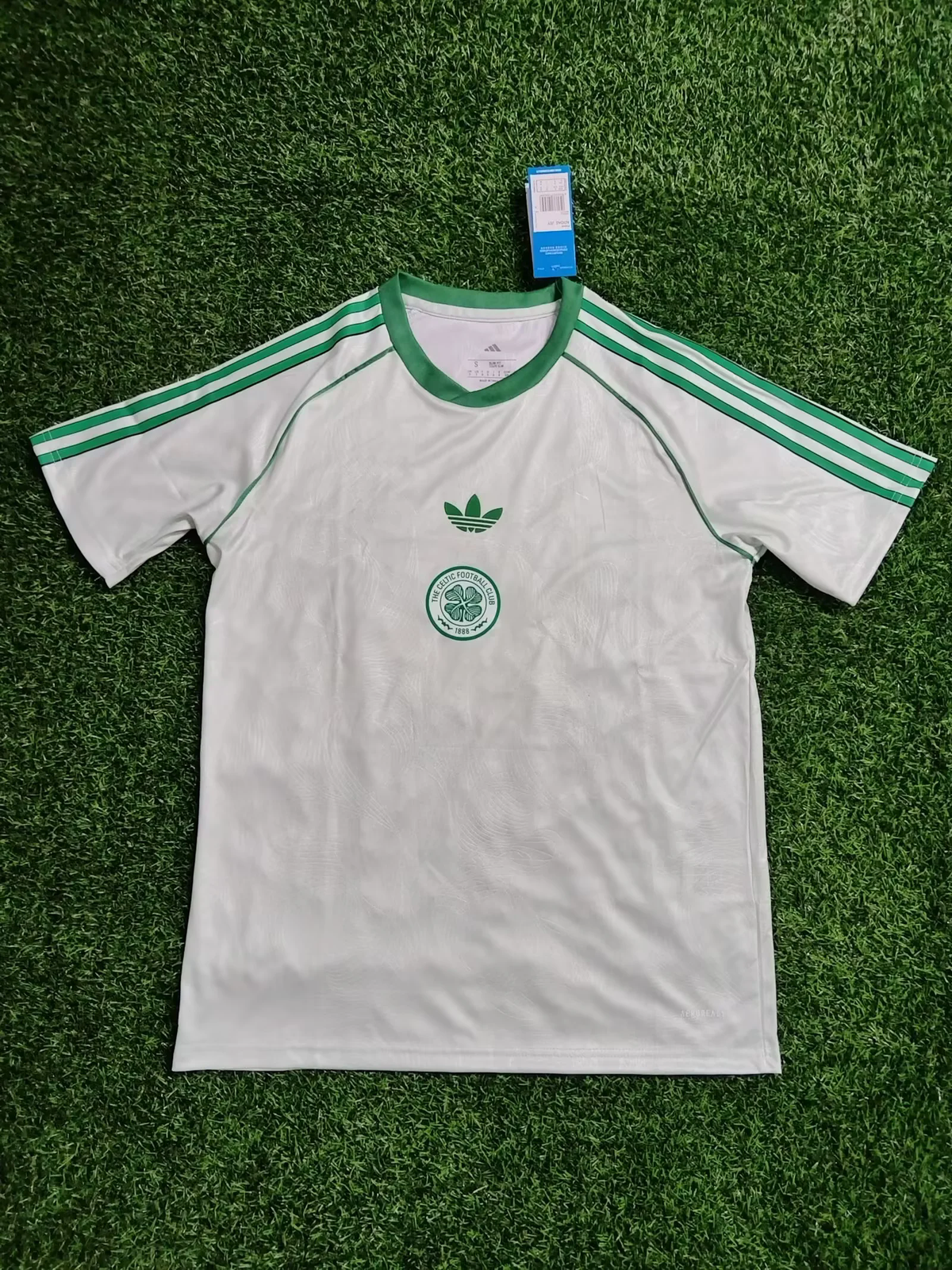 Celtic 2025/26 Men’s Fan Version Retro Jersey – Special Edition