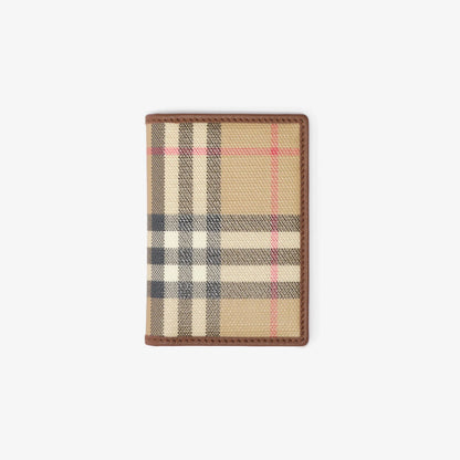 Burberry Check Passport Holder in Archive Beige
