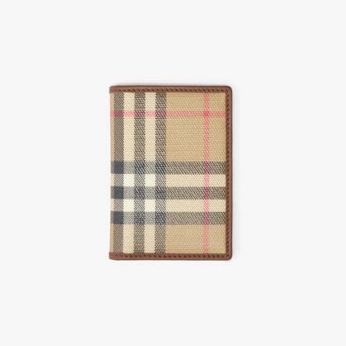 Burberry Check Passport Holder in Archive Beige