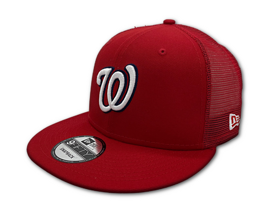 New Era Washington Nationals 9FIFTY Classic Trucker Hat