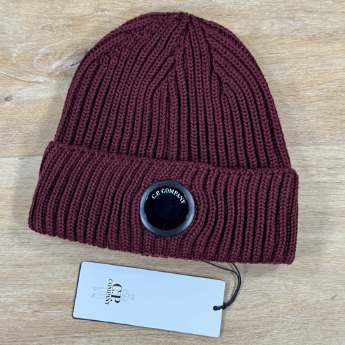 C.P. Company Extra Fine Merino Wool Lens Beanie in Andorra - Red