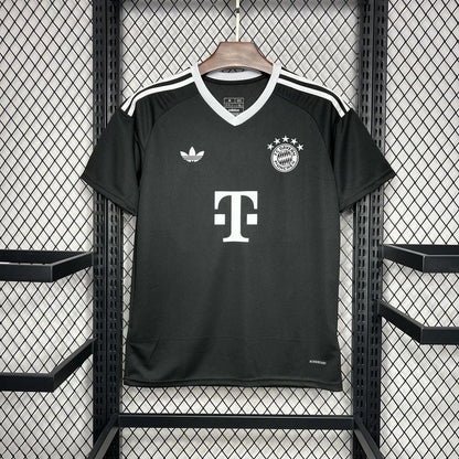 Bayern Munich Training Black Camiseta 2024/2025